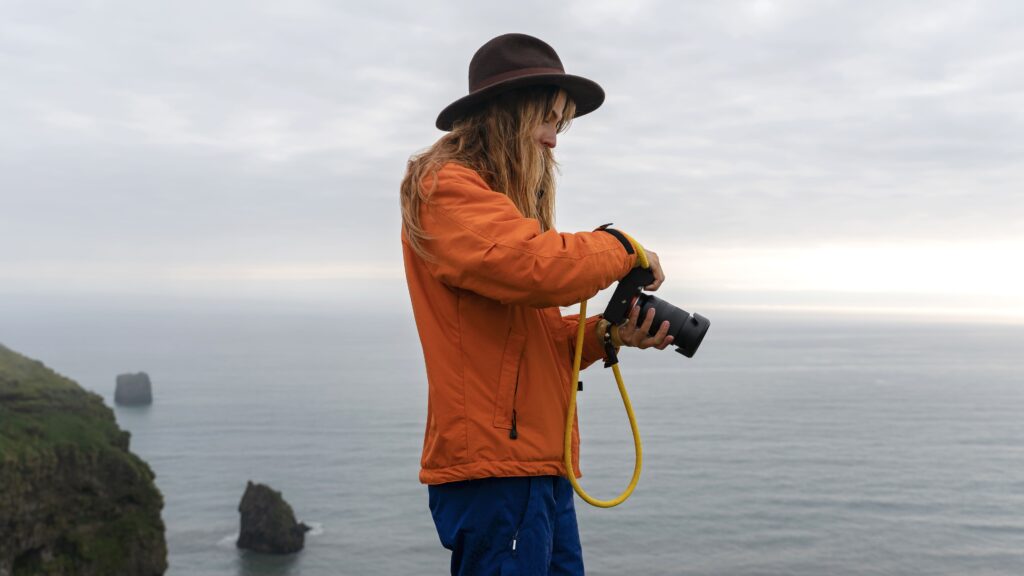 How to choose the best cameras for digital nomads?